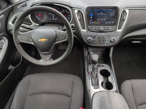Used 2024 Chevrolet Malibu LT FWD image 4