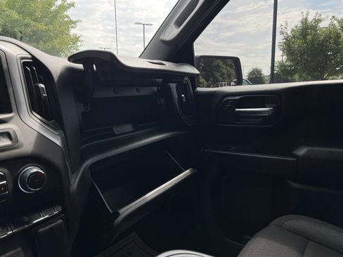 Used 2024 Chevrolet Silverado 1500 Custom Trail Boss AWD/4WD image 30