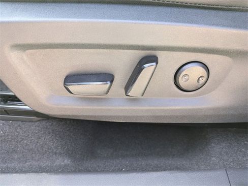 New 2025 Nissan Murano SL image 15