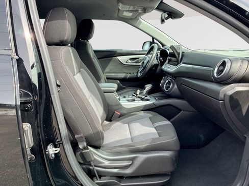 Certified 2023 Chevrolet Blazer LT w/ Convenience Package image 28