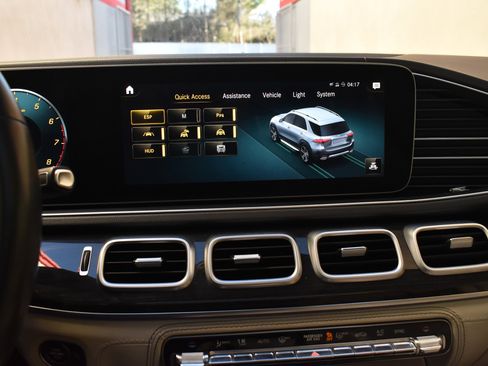 Used 2020 Mercedes-Benz GLE 350 4MATIC image 39