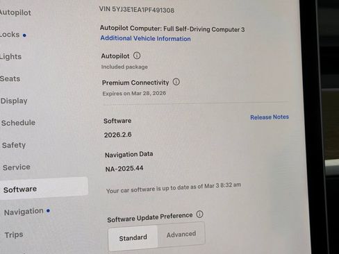 Used 2023 Tesla Model 3 Standard Range image 14