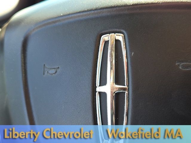 Used 2023 Lincoln Nautilus Reserve AWD/4WD image 25