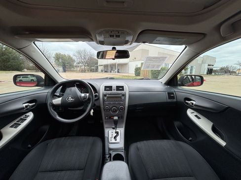 Used 2011 Toyota Corolla S image 19