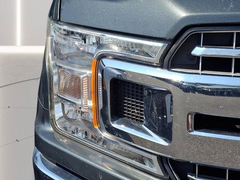 Used 2018 Ford F150 XLT w/ Equipment Group 302A Luxury AWD/4WD image 12
