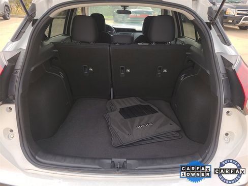 Certified 2025 Nissan Kicks Play S image 7