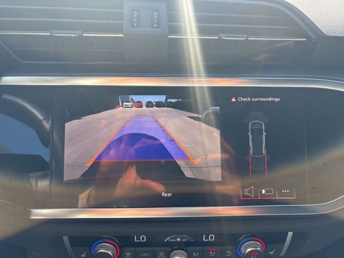 Used 2025 Audi Q3 2.0T Premium w/ Convenience Package image 25