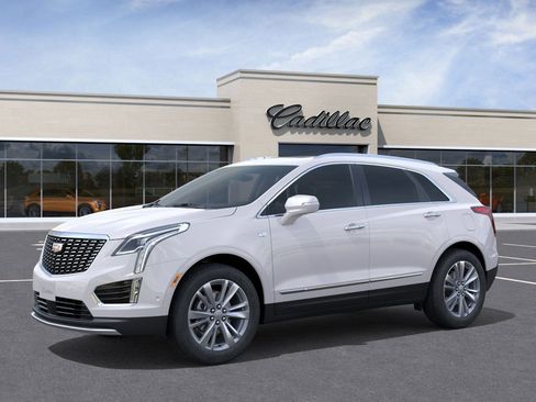 New 2026 Cadillac XT5 Premium Luxury image 2