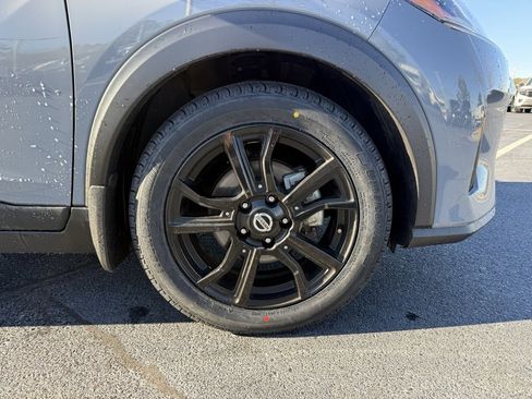 Used 2021 Nissan Kicks SR w/ SR Premium Package image 32