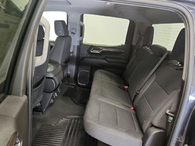 Used 2023 Chevrolet Silverado 1500 LT AWD/4WD image 18