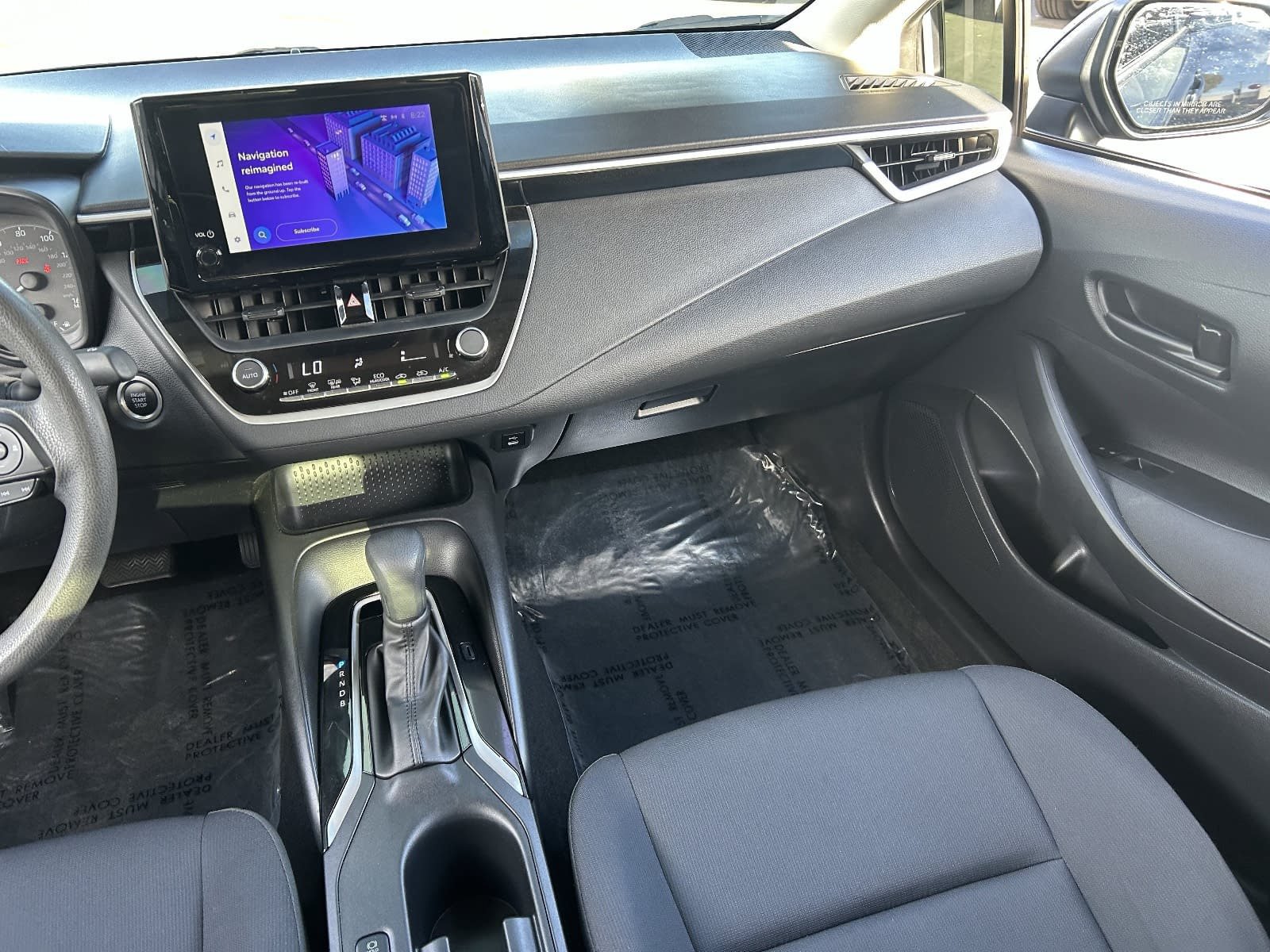 Used 2024 Toyota Corolla LE w/ LE Convenience Package FWD image 20