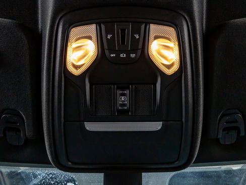 Used 2020 RAM 1500 Lone Star image 27