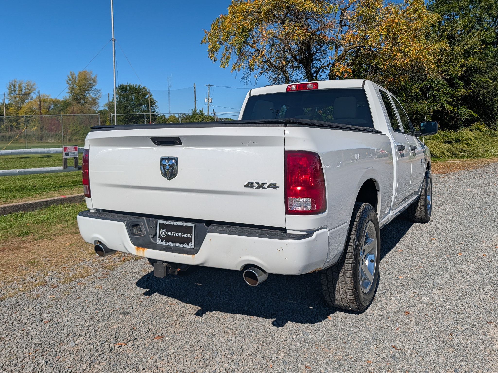 Used 2017 RAM 1500 Express w/ Express Value Package AWD/4WD image 5