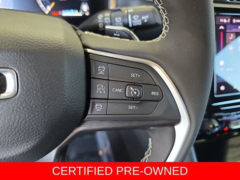 Used 2025 Jeep Grand Cherokee L Altitude AWD/4WD image 20
