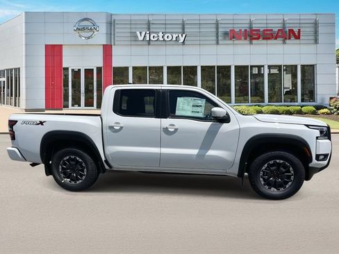 New 2025 Nissan Frontier Pro-X w/ Pro Convenience Package RWD image 2