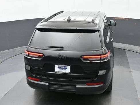 Used 2024 Jeep Grand Cherokee L Laredo AWD/4WD image 48