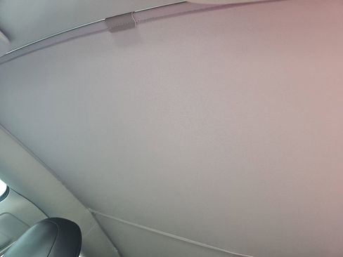 Used 2022 Tesla Model Y Performance AWD/4WD image 12