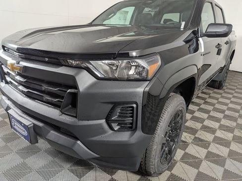 New 2026 Chevrolet Colorado W/T w/ WT Custom Package AWD/4WD image 11