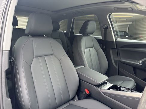 Used 2025 Audi Q5 Premium w/ Convenience Package AWD/4WD image 16