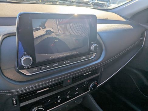 Used 2021 Nissan Rogue S image 20