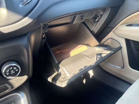 Used 2018 Jeep Compass Sport image 33