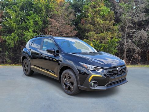 Used 2025 Subaru Crosstrek 2.5i Sport w/ Crosstrek Mirror Package image 15