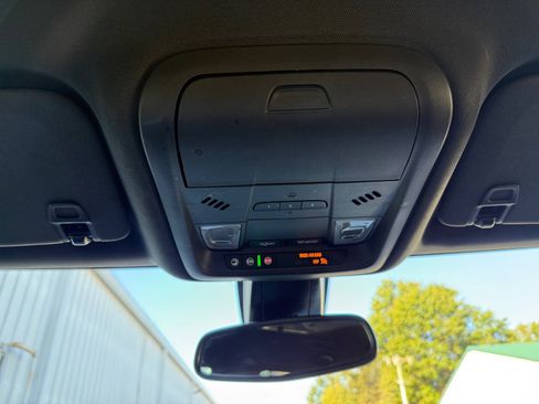 Certified 2025 Chevrolet Blazer RS image 25