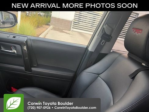 Used 2023 Toyota 4Runner TRD Off-Road Premium AWD/4WD image 11