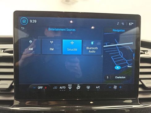 Used 2024 Ford Transit 350 XLT image 27