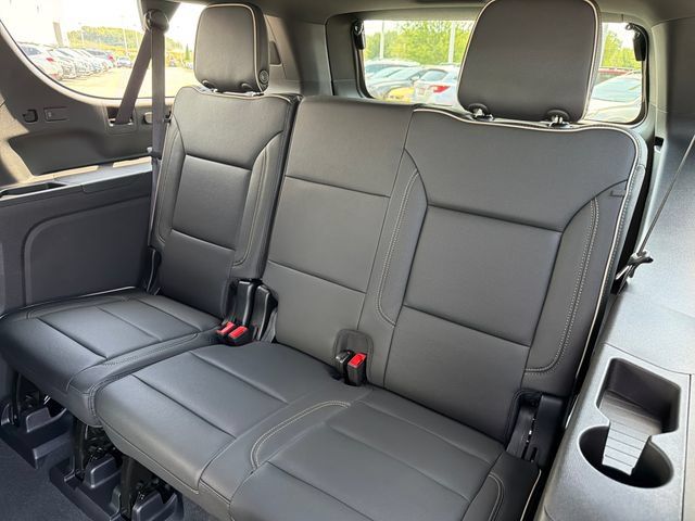 New 2026 GMC Yukon XL Elevation w/ Elevation Premium Package AWD/4WD image 20