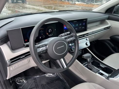 Used 2025 Hyundai Tucson SEL FWD image 36
