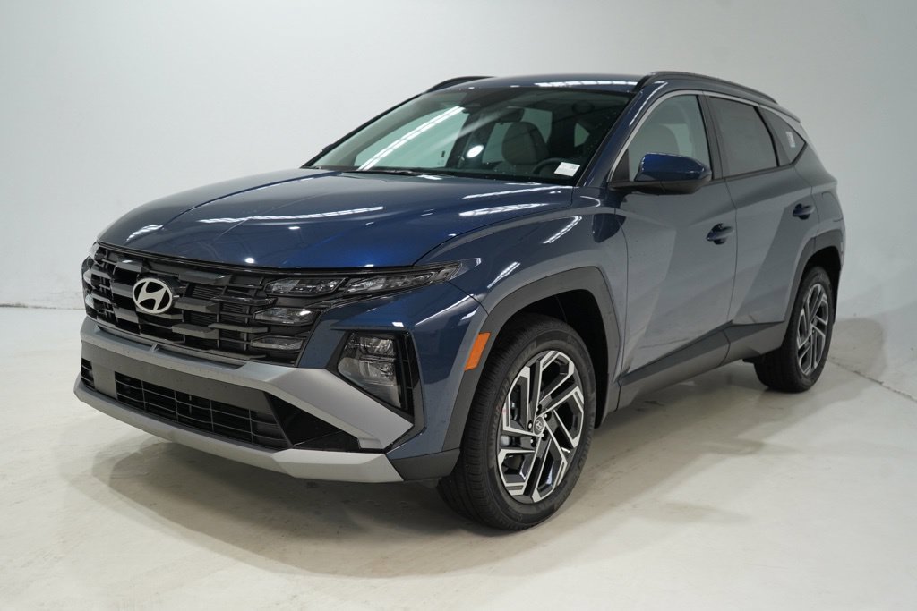 New 2026 Hyundai Tucson SEL Plus w/ Tow & Go Package AWD/4WD image 3