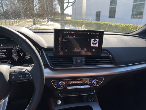 Used 2025 Audi Q5 Prestige image 32