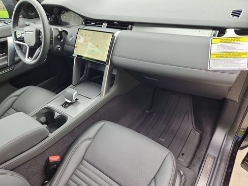 New 2026 Land Rover Discovery Sport Landmark AWD/4WD image 28