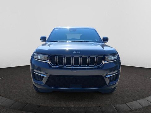 Used 2025 Jeep Grand Cherokee Limited AWD/4WD image 8