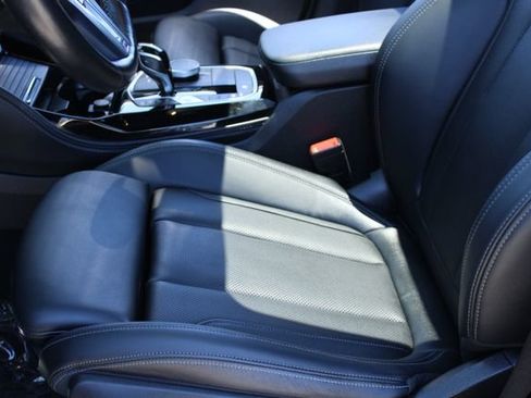 Used 2023 BMW X4 M40i AWD/4WD image 39