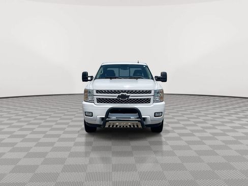 Used 2013 Chevrolet Silverado 2500 LT w/ Z71 Appearance Package AWD/4WD image 3