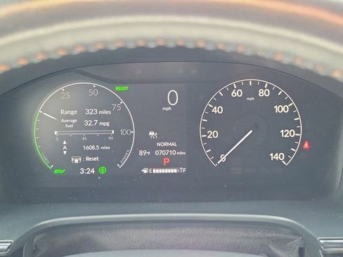 Used 2024 Honda CR-V Sport Touring image 28