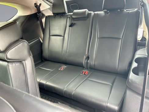 Used 2022 Toyota Highlander Limited FWD image 33