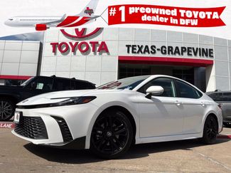 Used 2026 Toyota Camry SE FWD video 1