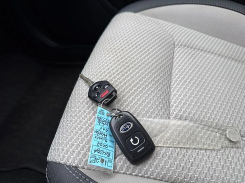 Used 2020 Subaru Forester Premium AWD/4WD image 31