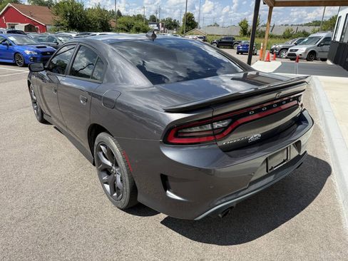 Used 2019 Dodge Charger GT RWD image 10