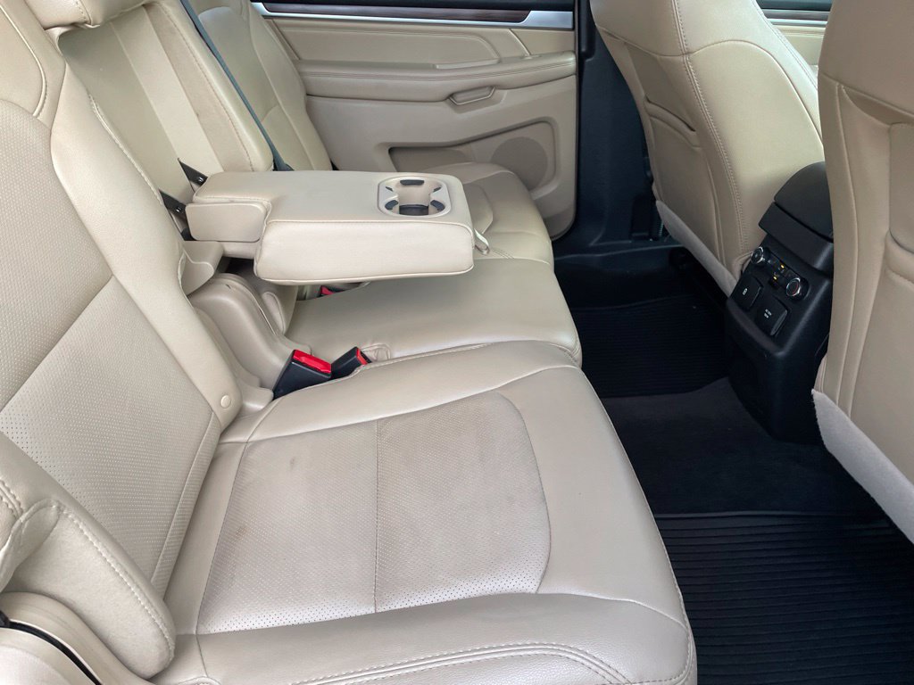 Used 2017 Ford Explorer Limited FWD image 23