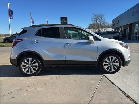 Used 2019 Buick Encore Preferred image 7