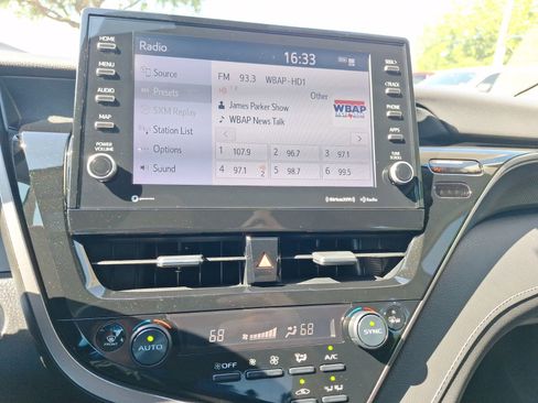 Used 2022 Toyota Camry XSE w/ Cold Weather Package FWD image 23