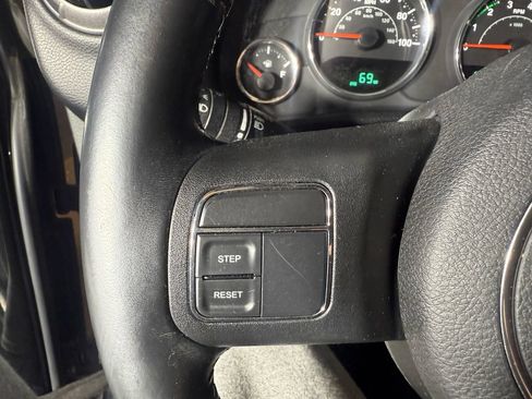 Used 2015 Jeep Wrangler Unlimited Sport w/ Quick Order Package 24S AWD/4WD image 13