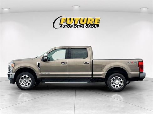 Certified 2022 Ford F250 King Ranch w/ Chrome Package image 7