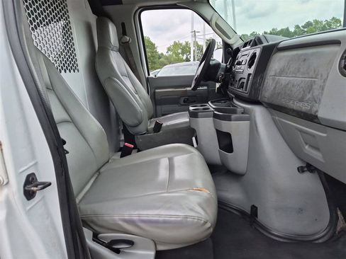 Used 2009 Ford E-350 and Econoline 350 Extended Super Duty RWD image 31