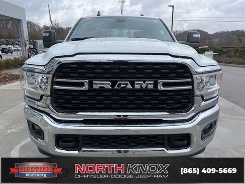 Used 2024 RAM 3500 Big Horn image 31