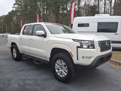 Used 2022 Nissan Frontier SV w/ Technology Package